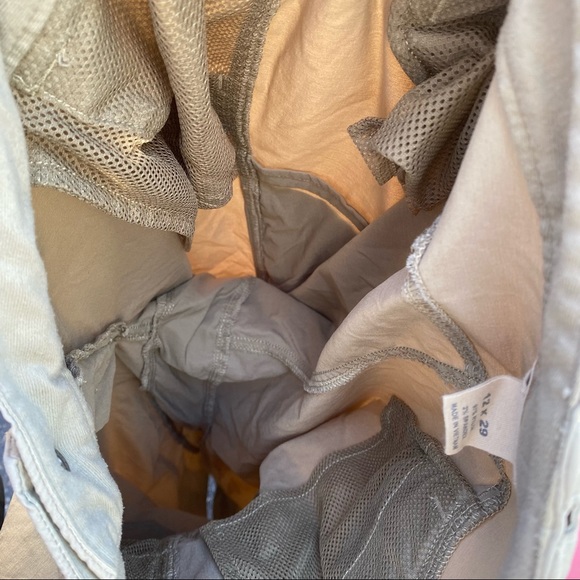 Duluth Trading Co Nylon hiking Cargo pants - Picture 9 of 11
